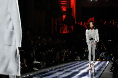 Look 5